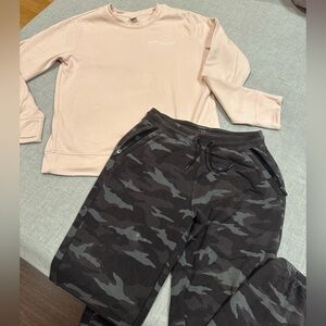 Athleta Girl Sweatshirt & Jogger/Sweatpants Combo Size XL 14